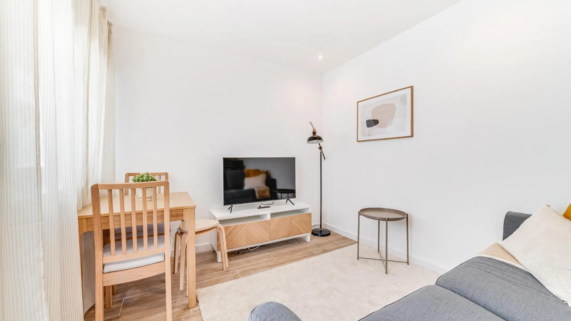 Campolide Duplex Apartments Лиссабон 0*,  Португалия