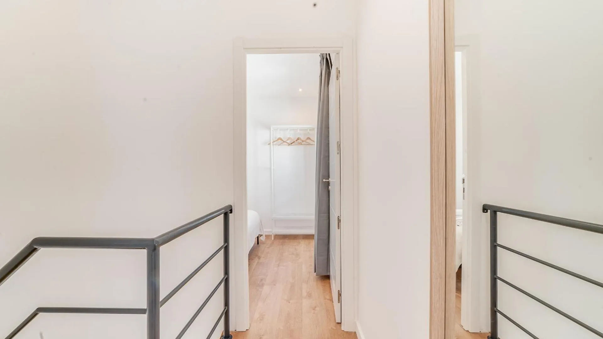 Campolide Duplex Apartments Лиссабон