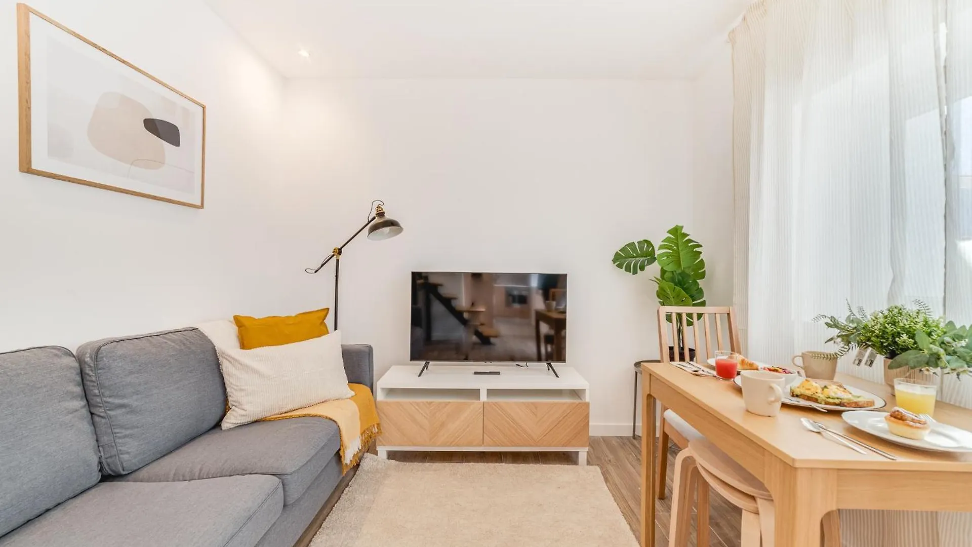 Campolide Duplex Apartments Лиссабон Португалия
