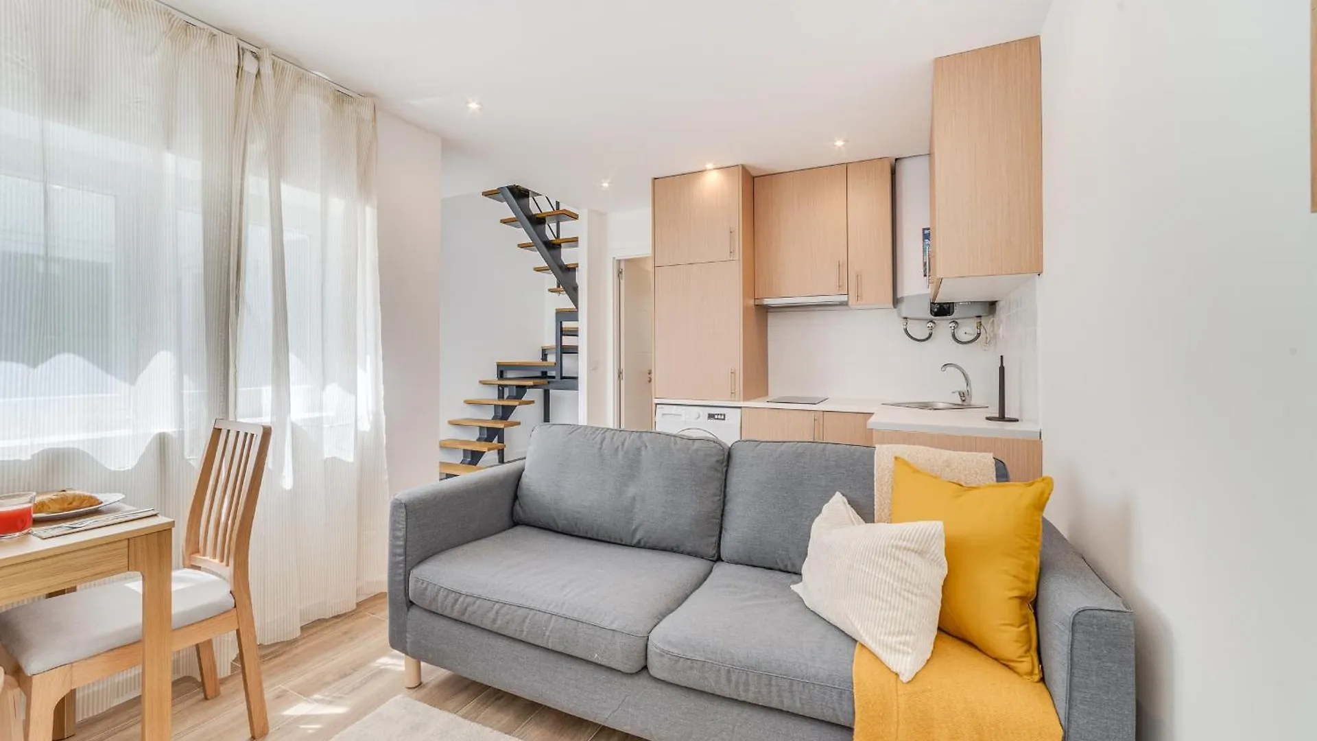 Campolide Duplex Apartments Lisboa